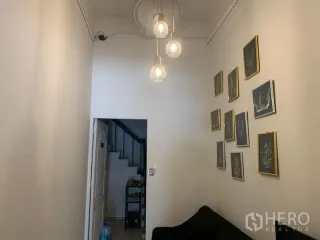 Аренда торговое помещение в Щаттхана, Бангкок