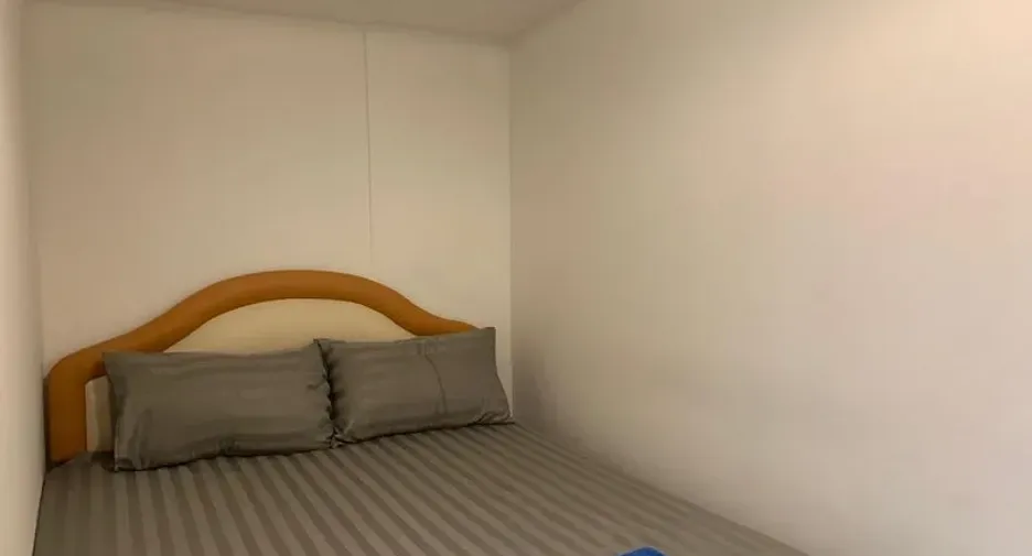 For rent retail Space in Watthana, Bangkok