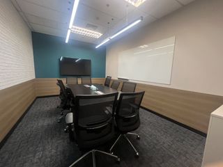 For rent 1 bed office in Huai Khwang, Bangkok