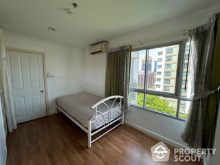 For sale 2 bed condo in Huai Khwang, Bangkok