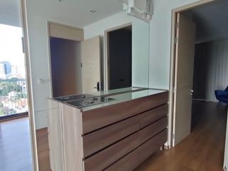 For rent 2 bed condo in Khlong Toei, Bangkok