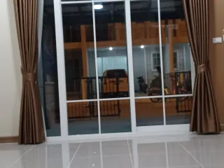 For sale 4 bed townhouse in Khlong Sam Wa, Bangkok
