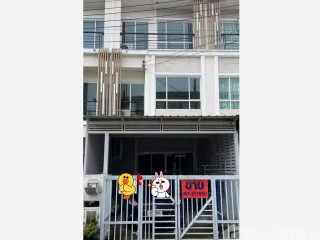 For sale 3 bed townhouse in Khan Na Yao, Bangkok