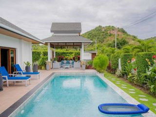 For rent 4 bed villa in Hua Hin, Prachuap Khiri Khan