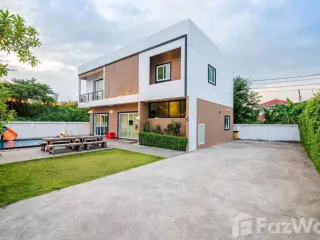 For rent 5 bed villa in Hua Hin, Prachuap Khiri Khan