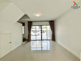 For rent 3 bed townhouse in Mueang Nonthaburi, Nonthaburi