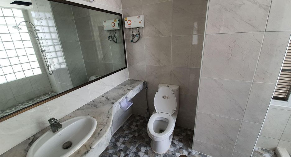 For rent 2 Beds condo in Khlong Toei, Bangkok