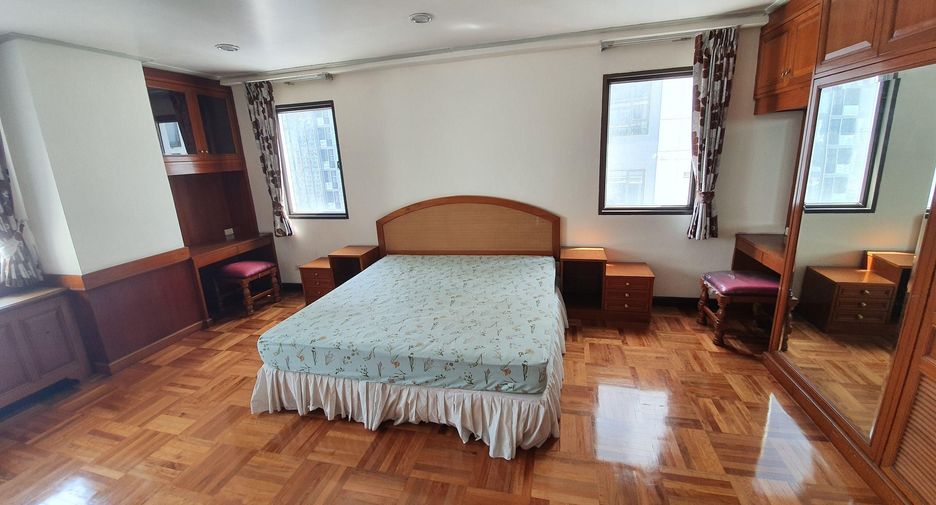 For rent 2 Beds condo in Khlong Toei, Bangkok