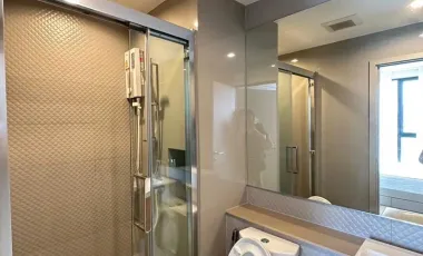 For rent 1 Beds condo in Bangkok Yai, Bangkok
