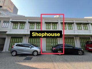 For rent 3 Beds retail Space in Phra Nakhon, Bangkok