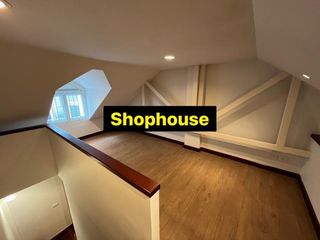 For rent 3 Beds retail Space in Phra Nakhon, Bangkok