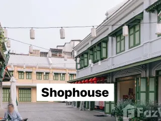 For rent 3 Beds retail Space in Phra Nakhon, Bangkok