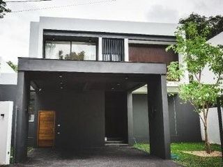 For sale 4 bed villa in Mueang Chiang Mai, Chiang Mai