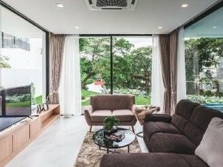 For sale 4 bed villa in Mueang Chiang Mai, Chiang Mai
