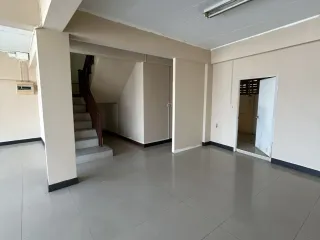 For sale 5 bed office in Saraphi, Chiang Mai