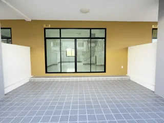 For sale 3 bed townhouse in Ko Chan, Chonburi