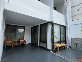 For rent 2 bed townhouse in Khlong Toei, Bangkok