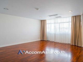 For rent 3 bed condo in Watthana, Bangkok