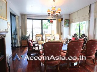 For sale 3 Beds house in Watthana, Bangkok