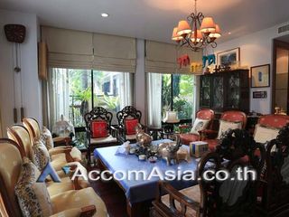 For sale 3 Beds house in Watthana, Bangkok