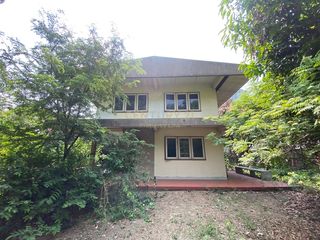 For sale 7 Beds house in Chatuchak, Bangkok