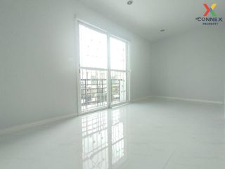 For sale 3 bed townhouse in Bang Phli, Samut Prakan