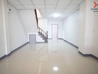For sale 2 bed townhouse in Mueang Samut Prakan, Samut Prakan