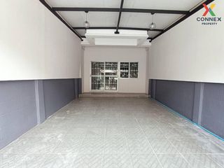 For sale 2 bed townhouse in Mueang Samut Prakan, Samut Prakan