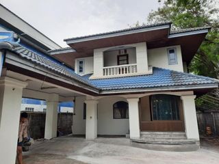 For rent 3 bed house in Mueang Samut Prakan, Samut Prakan