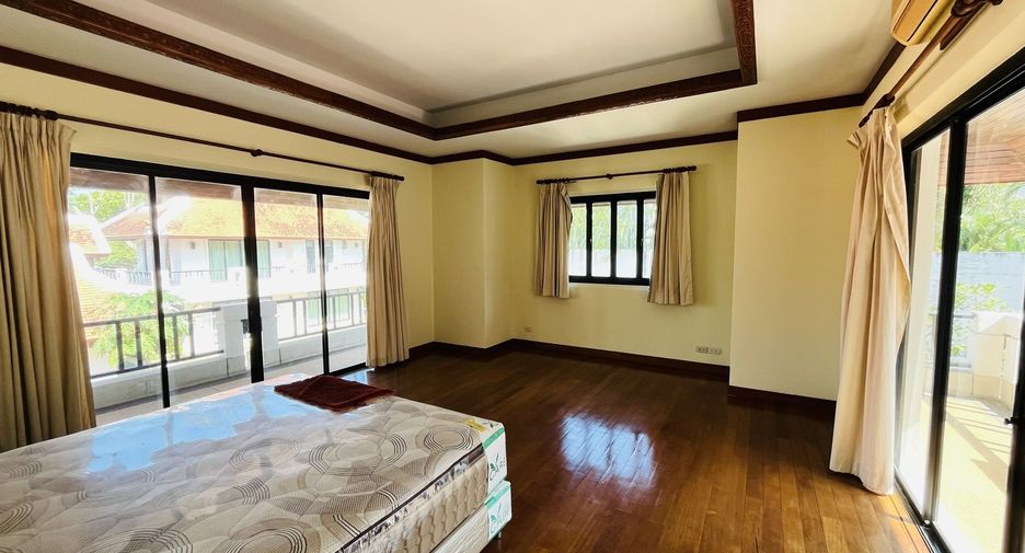 For sale 6 bed villa in Mueang Phuket, Phuket