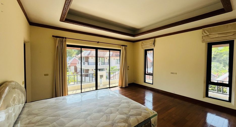 For sale 6 bed villa in Mueang Phuket, Phuket