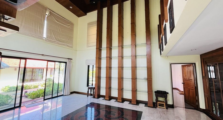 For sale 6 bed villa in Mueang Phuket, Phuket
