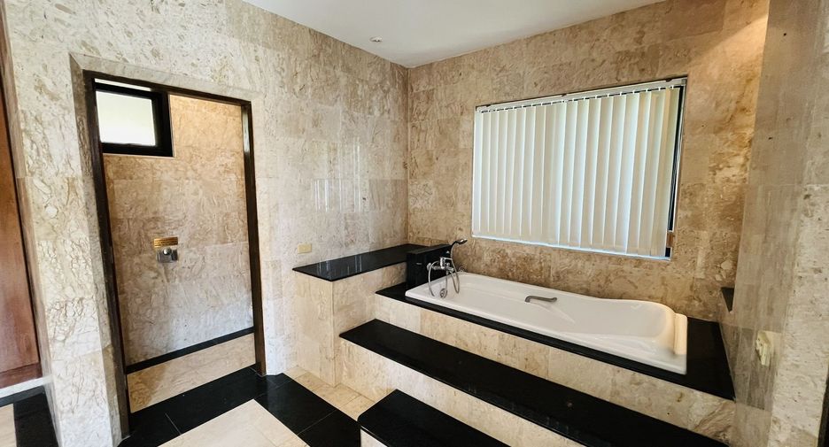 For sale 6 bed villa in Mueang Phuket, Phuket