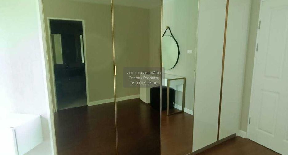 Condo en alquiler de 5 habitaciones en Huai Khwang, Bangkok