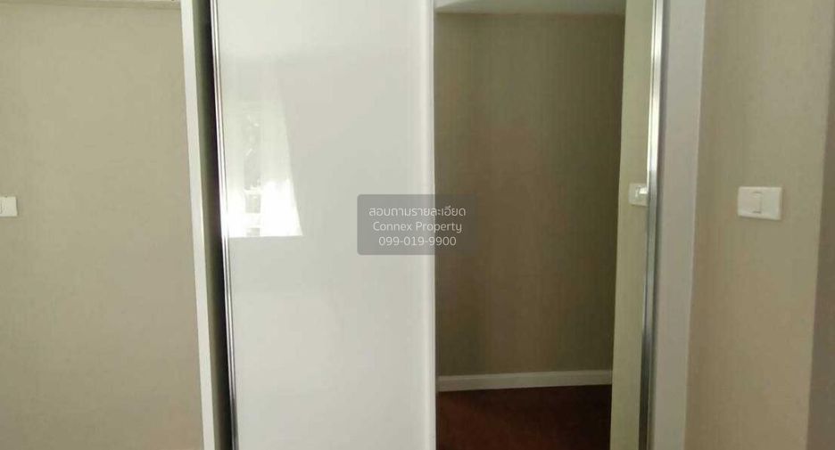 Condo en alquiler de 5 habitaciones en Huai Khwang, Bangkok