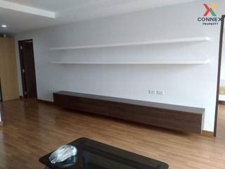 For rent 2 Beds condo in Dusit, Bangkok