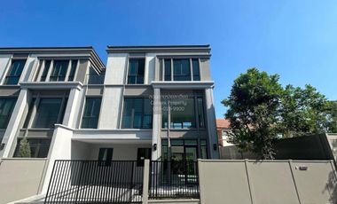 À louer 2 chambres maison à Suan Luang, Bangkok
