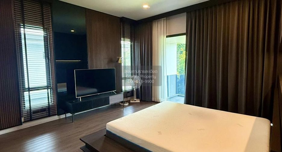 For rent 4 bedrooms house in Bang Kapi, Bangkok