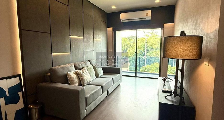 For rent 4 bedrooms house in Bang Kapi, Bangkok