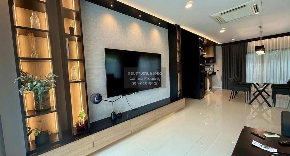 For rent 4 bedrooms house in Bang Kapi, Bangkok