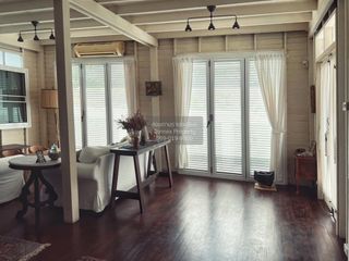 Casa en alquiler de 3 habitaciones en Watthana, Bangkok