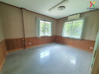 For rent 3 bed townhouse in Thanyaburi, Pathum Thani