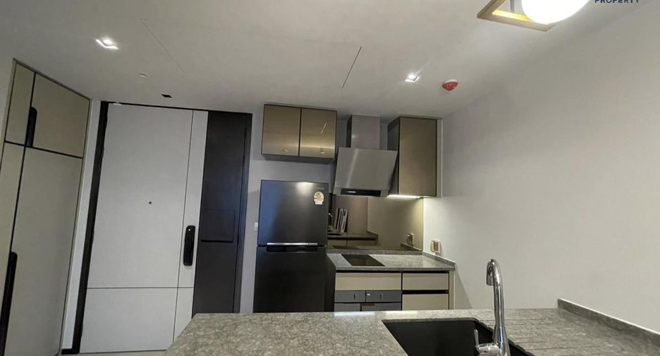 For rent 1 bed condo in Watthana, Bangkok