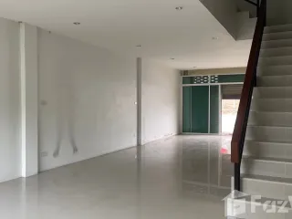 For rent 3 bed townhouse in Hua Hin, Prachuap Khiri Khan