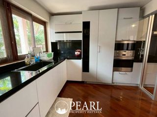 For sale 6 Beds villa in Huay Yai, Pattaya
