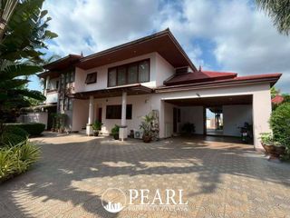 For sale 6 Beds villa in Huay Yai, Pattaya