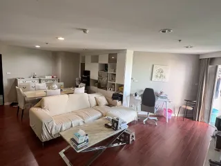 For sale 3 bed condo in Huai Khwang, Bangkok