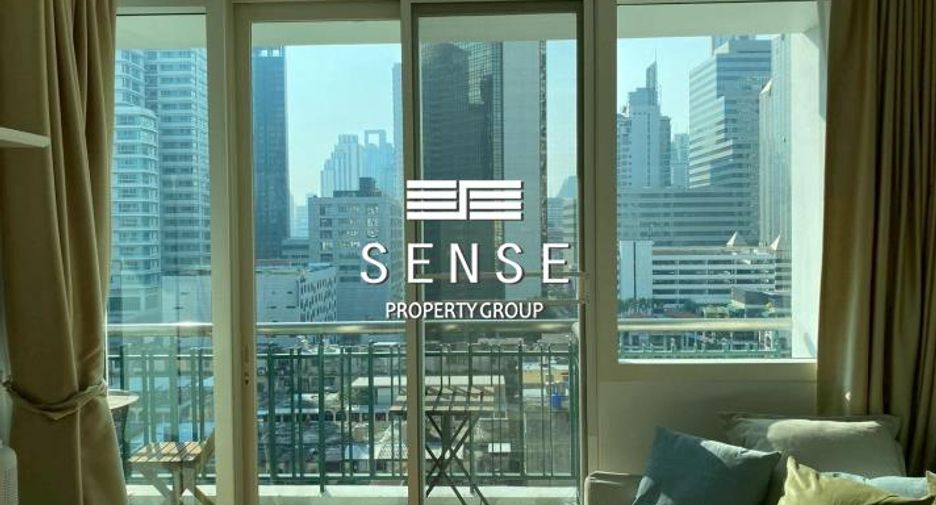For rent 2 bed condo in Watthana, Bangkok