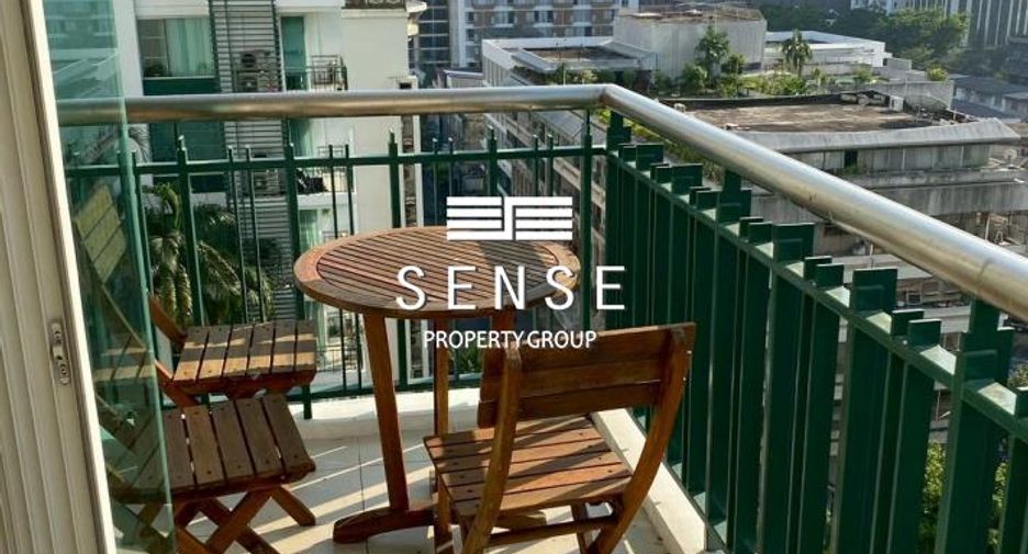 For rent 2 bed condo in Watthana, Bangkok