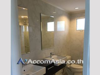 For rent 5 Beds house in Bang Phli, Samut Prakan